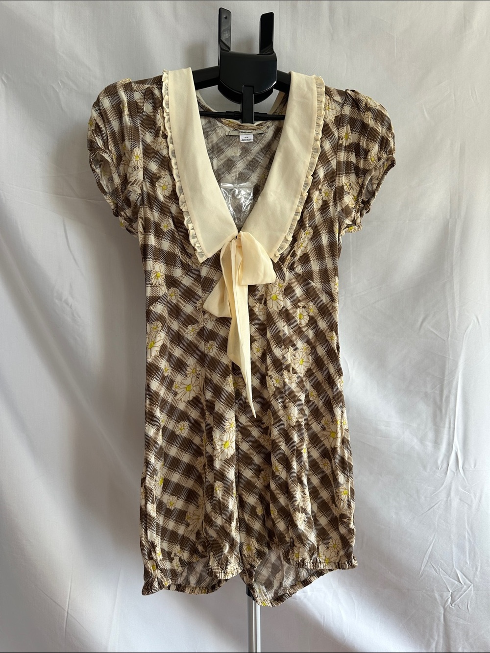 BNWOT Kimchi Blue Giovanna Collared Romper